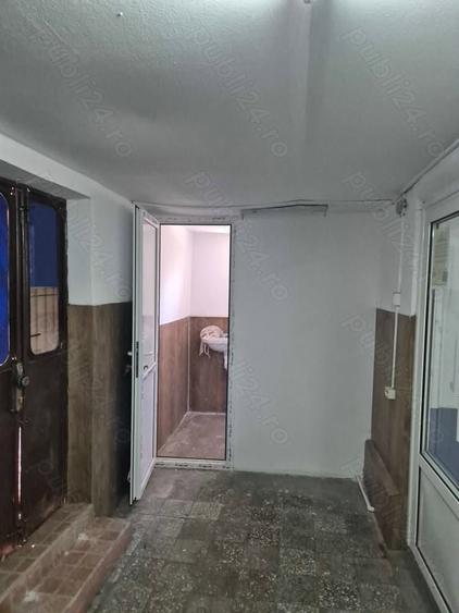 Inchiriez spatiu comercial Alexandria - 3