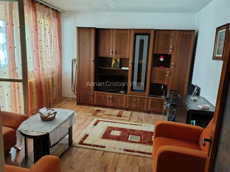 închiriere ap 2 camere decomandat