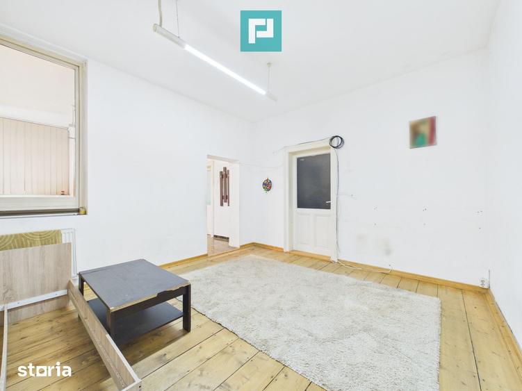 Apartament cu 4 camere în Central