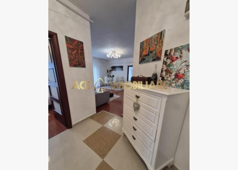 Apartament cu 3 camere semidecomandat, mobilat în Bucureștii Noi