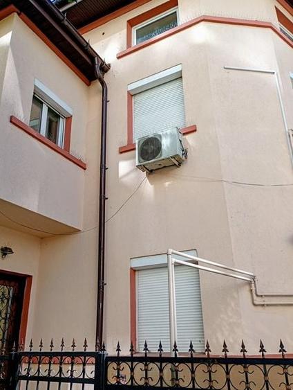 Casă cu 6 camere cu Canalizare în Tei