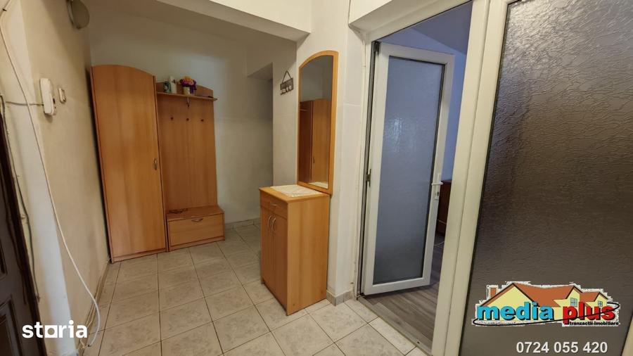 Apartament cu 2 camere decomandat în Central