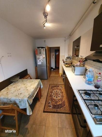 Apartament cu 2 camere decomandat în E3