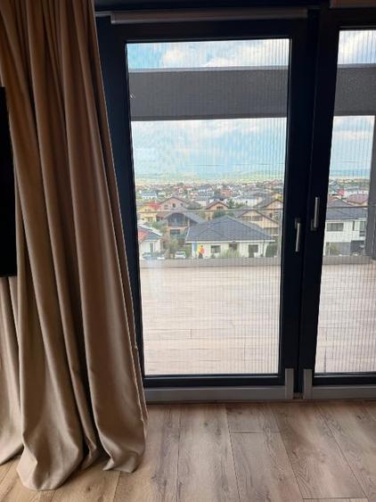 Casă individuală cu 5 camere cu Teren 500 Mp în Geamăna
