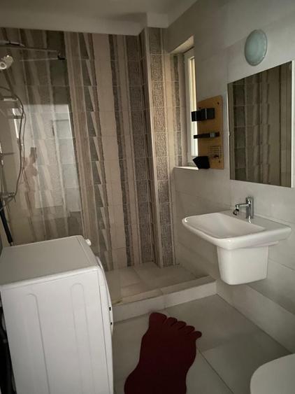 Apartament cu 2 camere decomandat în Giroc