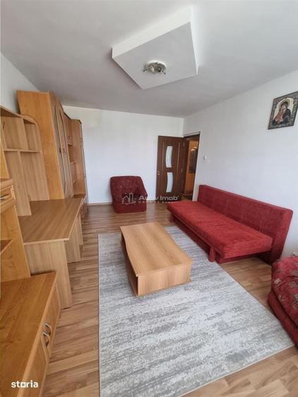 Apartament cu 2 camere decomandat în 1 Mai
