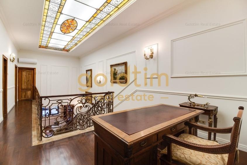 Casă individuală cu 6 camere cu Canalizare în Dorobanți