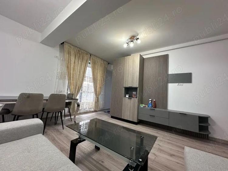 Apartament cu 2 camere decomandat în Palazu Mare