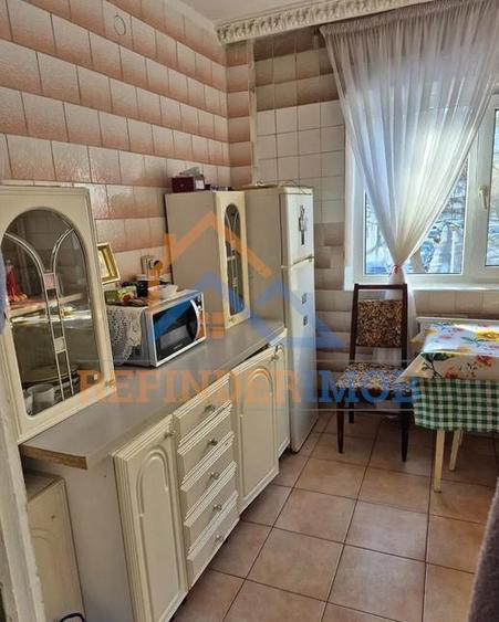 Apartament cu 2 camere semidecomandat în Mărgeanului
