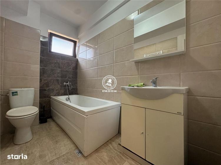 Apartament cu 2 camere decomandat în Valea Adâncă