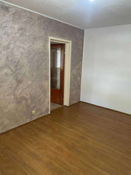 Apartament cu 2 camere semidecomandat în Nord
