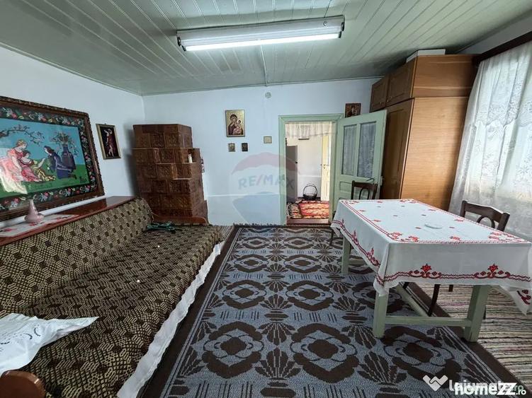 Casă cu 3 camere cu Teren 1459 Mp în Nănești