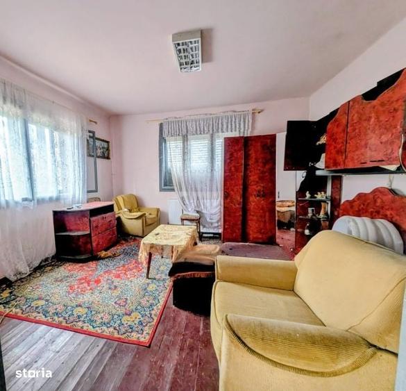 Casă cu 3 camere cu Canalizare în Hodiș