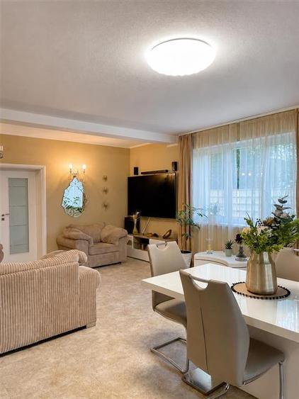 Casă individuală cu 4 camere cu Teren 450 Mp în Calea Dumbrăvii