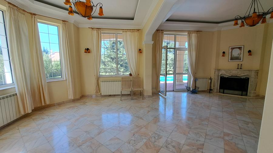 VILA LUX  CU PISCINA PROPRIE IN COMPLEX REZIDENTIAL CU CIRCUIT INCHIS - 17