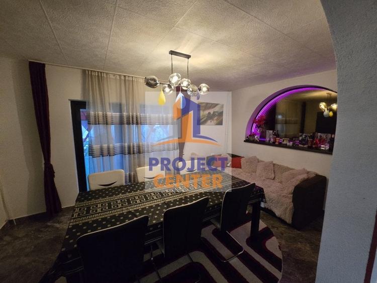 Vila Targul Saptamanal - 2