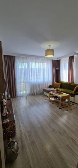 Apartament 3 Camere cartier Coresi cu loc de parcare inclus - 3