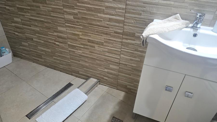 Inchiriez apartament in vila pe 2 nivele cu scara interioara in Deva, mobilat - 5