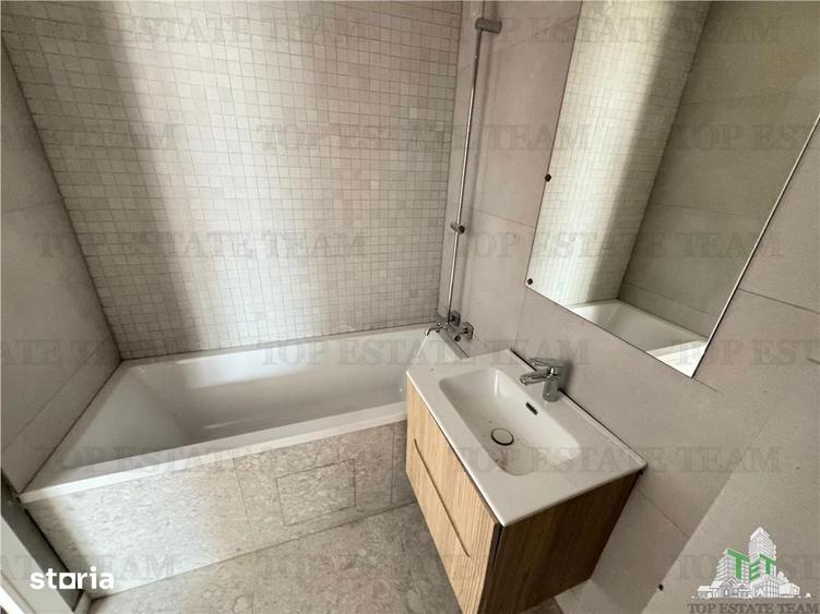 Vila de vanzare in Pipera, Nordul Bucurestiului | Curte privata, teras - 13