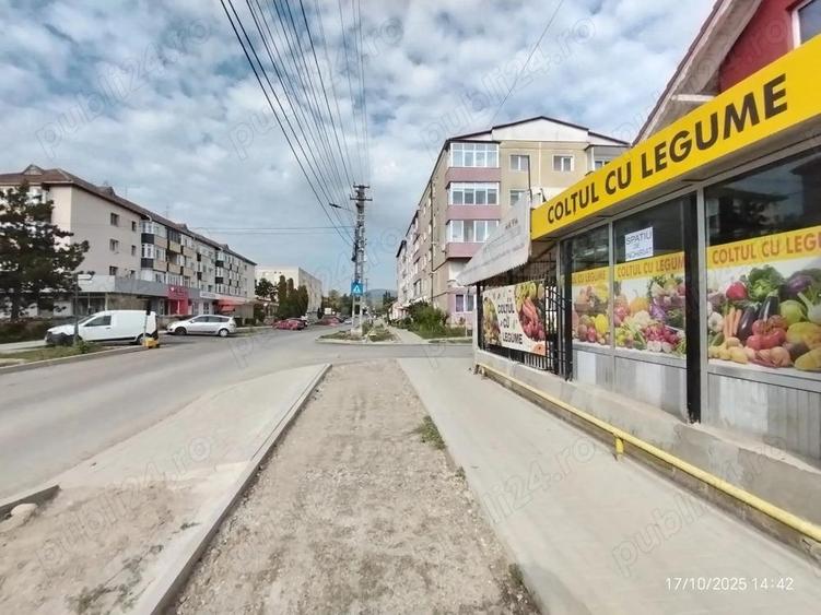 Inchiriez chiosc in Simeria strada 1 Decembrie nr 50 - 3