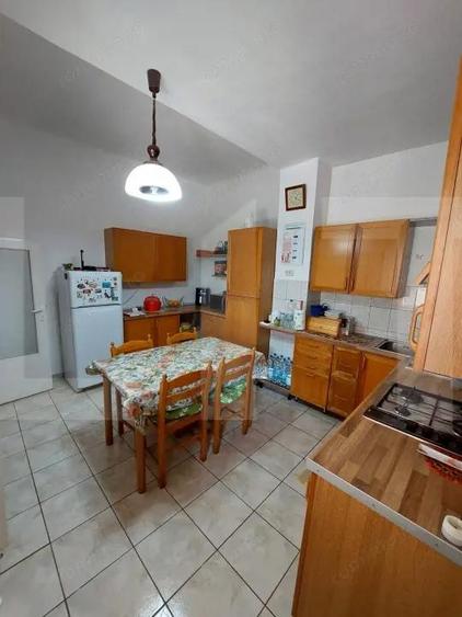 Casa de vanzare, zona Gradi?te - 17