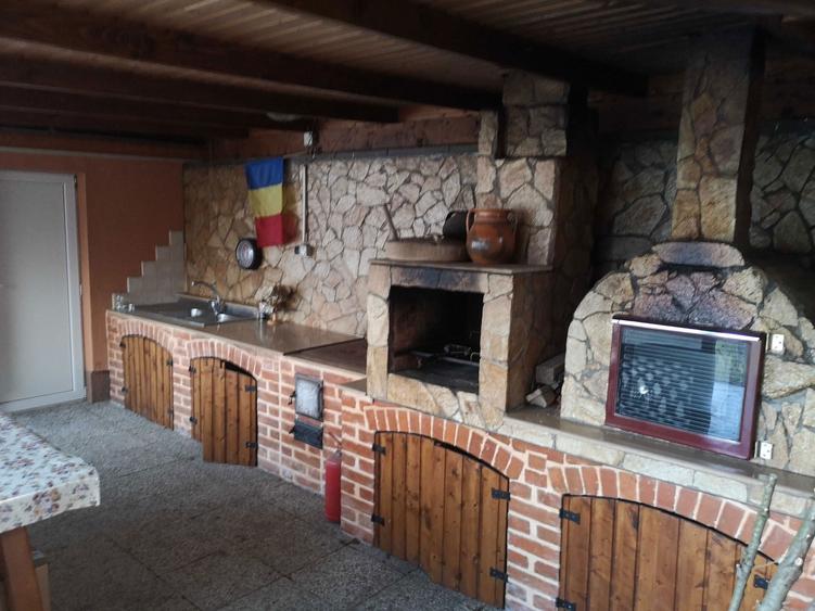 Casa individuala Braytim,5 camere, direct proprietar curte garaj dublu - 1