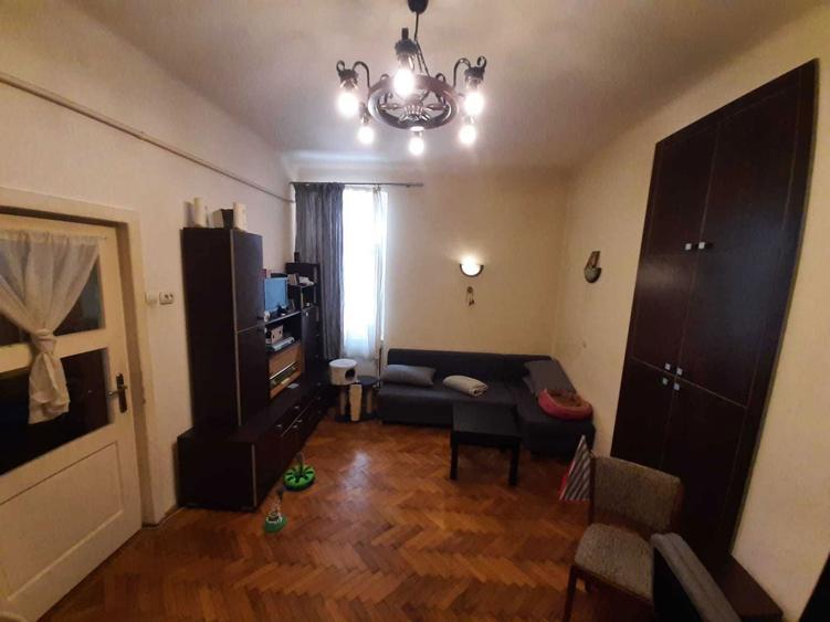 Apartament la casa, zona centrala Brasov 2 unitati locative - 8