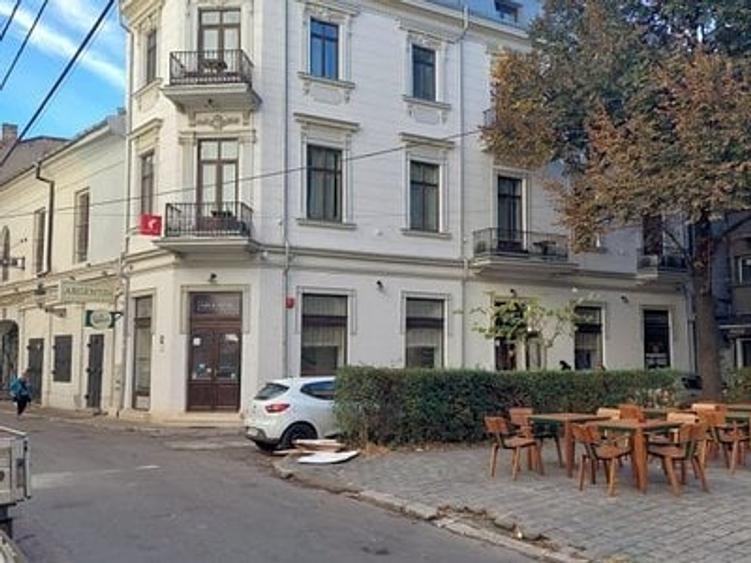 Spațiu comercial centrul istoric - consolidat - 1