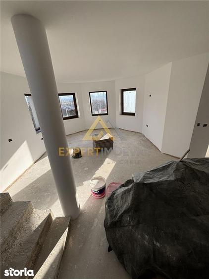 Casa spectaculoasa de vanzare Tautii Magheraus str 69 - 10