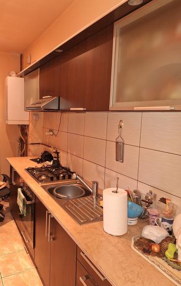 Casa centrală cu curte proprie - 7