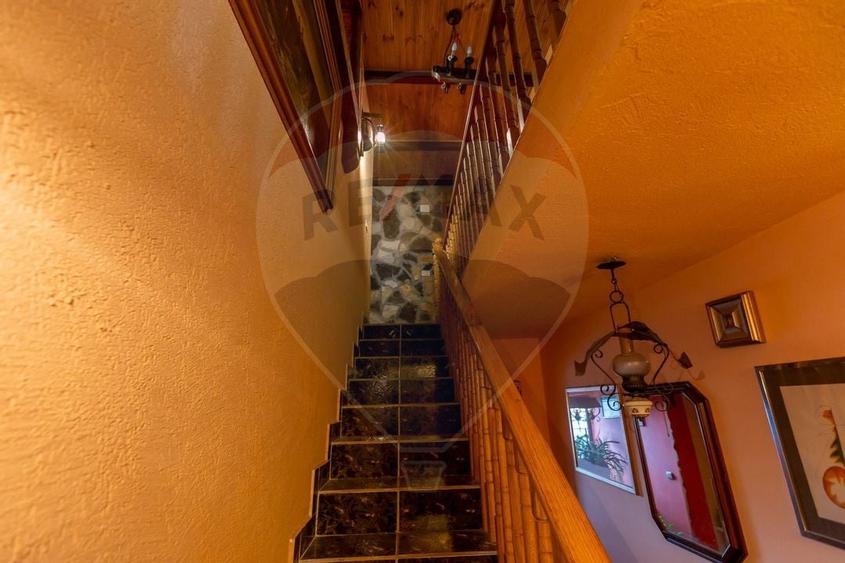 Vilă cu 7 camere de vânzare/schimb cu apartament, com. Traian, Bacău - 15