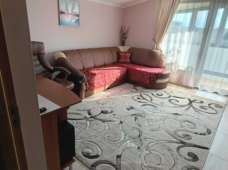 Apartament cu 2 camere decomandat în Sfântu Ilie