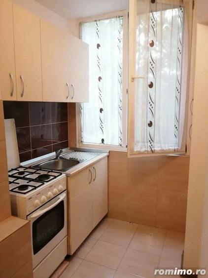 vanzare apartament o camera zona Balcescu - 1