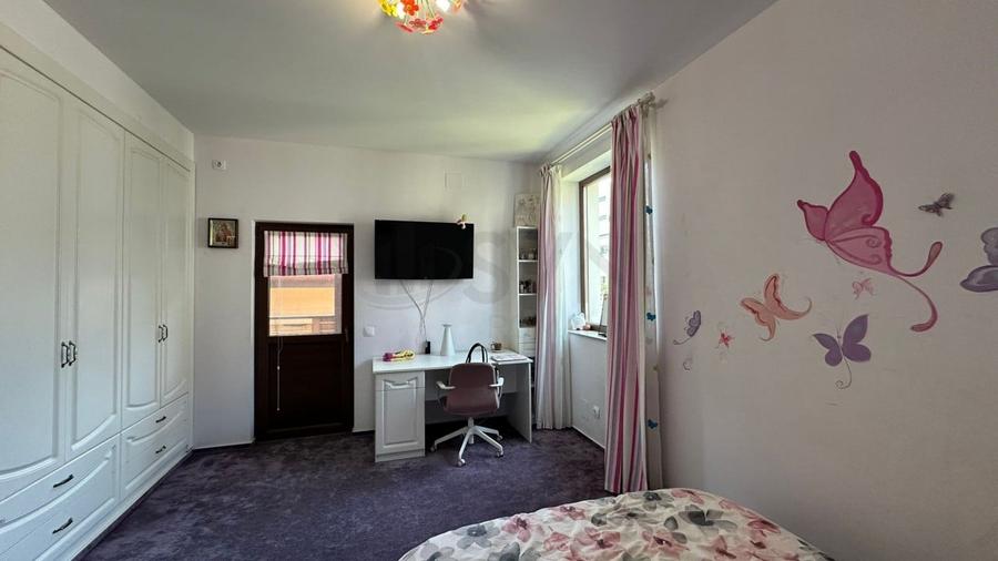 REV2004968 Vila cu curte l Bucurestii Noi l 5 minute de metrou - 8