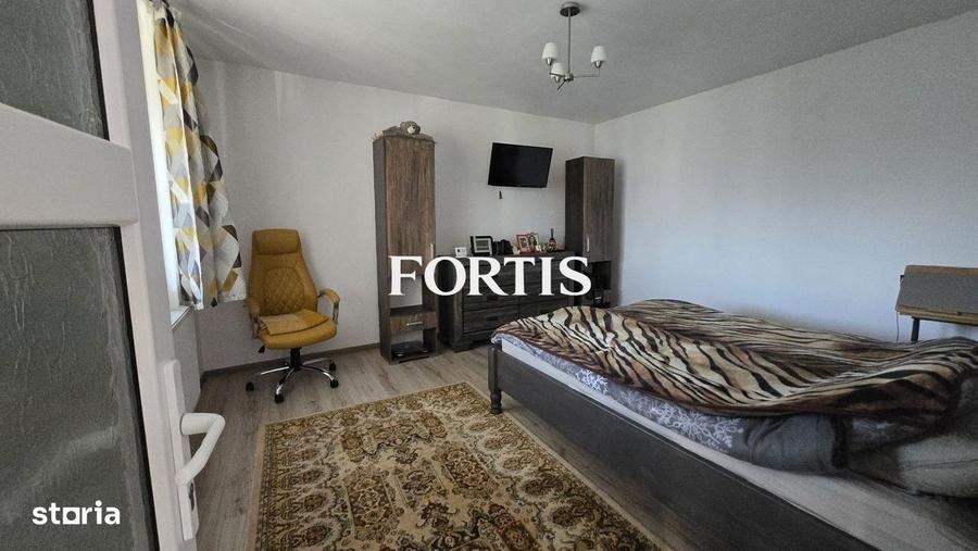 Casa cu priveliste spre munte 150 mp utili cu teren de 1000 mp - 3