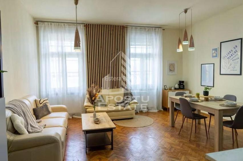 Apartament cu farmec istoric, Piața Victoriei, 63 mp utili , lift Apartament cu farmec istoric, Piața Victoriei, 63 mp utili , lift