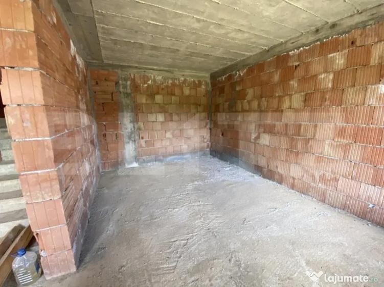 Casa familiala la rosu in suprafat utila de 199 mp si 400 mp - 6