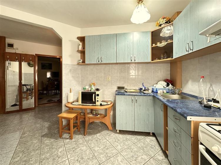 Apartament 2 camere. Zona Micalaca, Arad. - 3