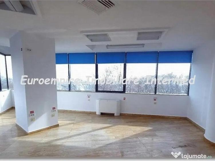 De inchiriat spatiu comercial zona GARA - 7