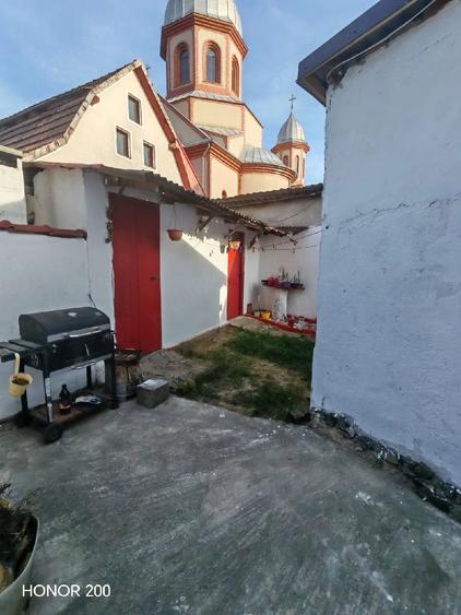 Apartament cu 3 camere decomandat în Uileacu de Criș