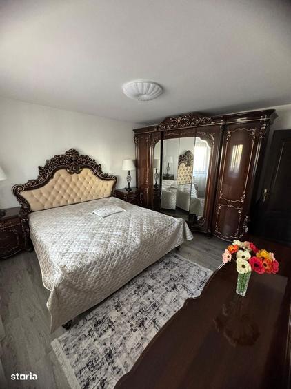 Casa de vanzare + 2 spa?ii comerciale func?ionale + foi?or acoperit - 19