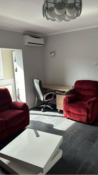 Proprietar Vand Apartament cu 3 camere zona centrala complet mobilat - 6