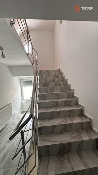 Casa individuala 8 camere, 400 mp, in Mosnita Noua vatra satului - 25