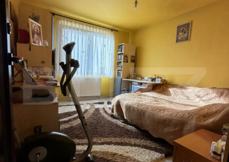 Apartament central, 3 camere, zona Plopilor - 7