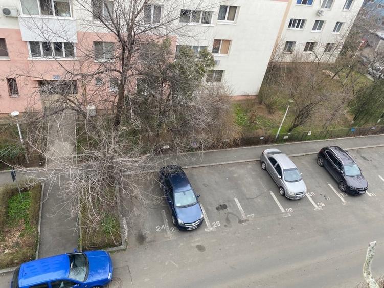 Vanzare apartament 2 camere - 10