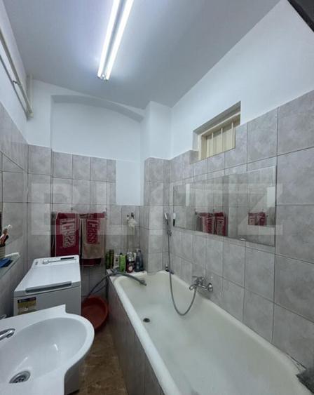 Apartament de vanzare 3 camere | Piata victoriei - 9