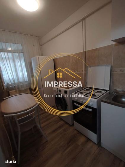 Se inchiriaza garsoniera confort 1 sporit 33mp 250euro renovata - 1