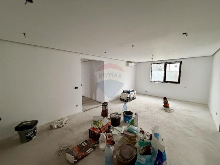 Casă cu 4 camere de vânzare - 15