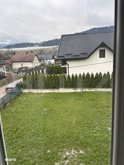 Casa de vanzare, 8 camere, 263 mp + 400 mp teren, in Campulung Moldove - 12