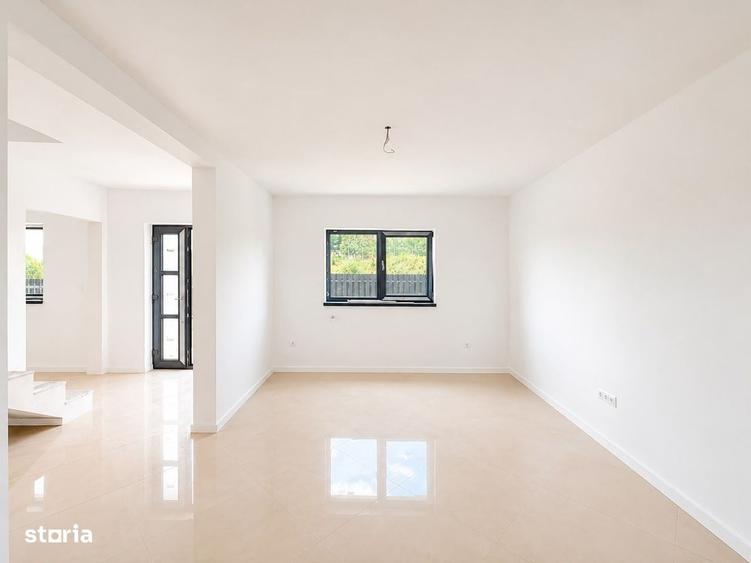 Casă cu 3 camere în Central